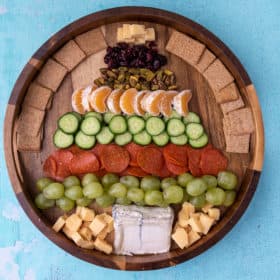 A overhead photo of the christmas tree cheese plate.